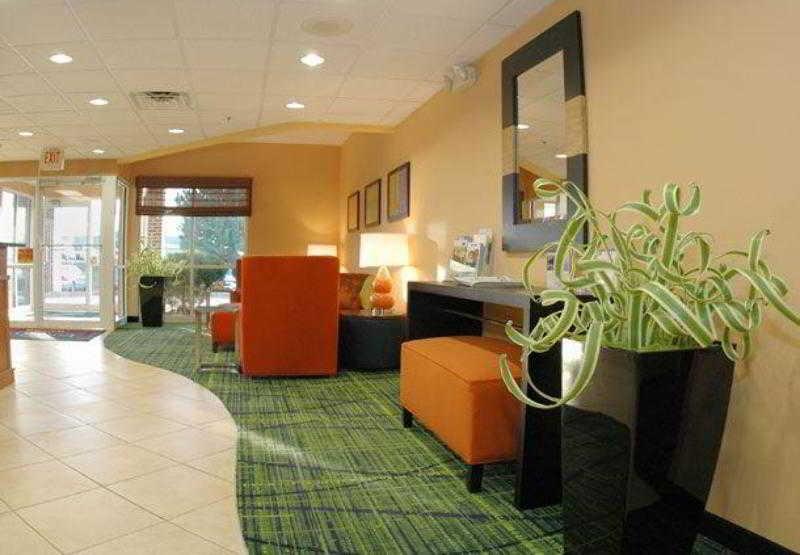 Hometowne Studios By Red Roof East Lansing - Okemos Exteriör bild