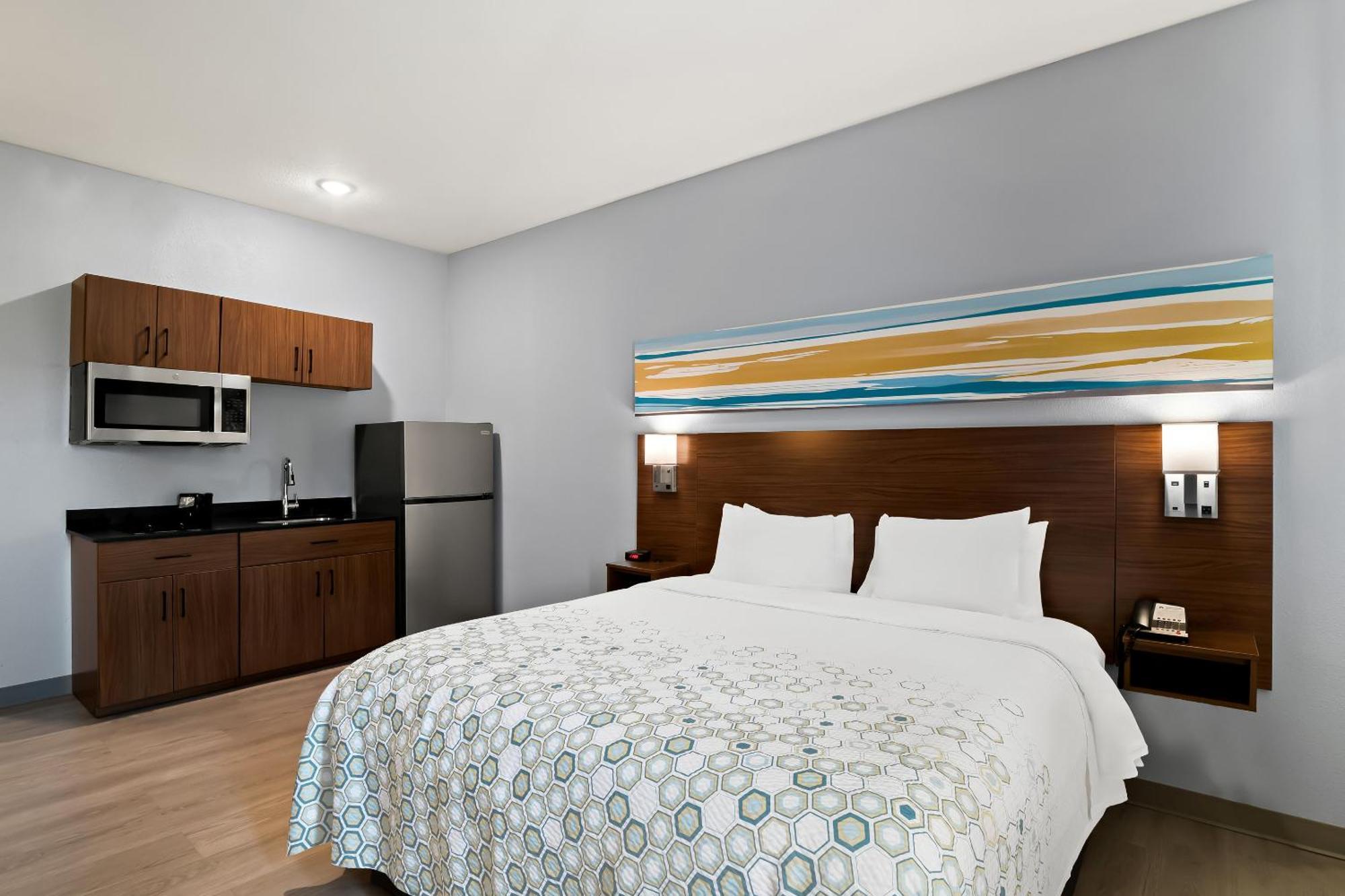 Hometowne Studios By Red Roof East Lansing - Okemos Exteriör bild