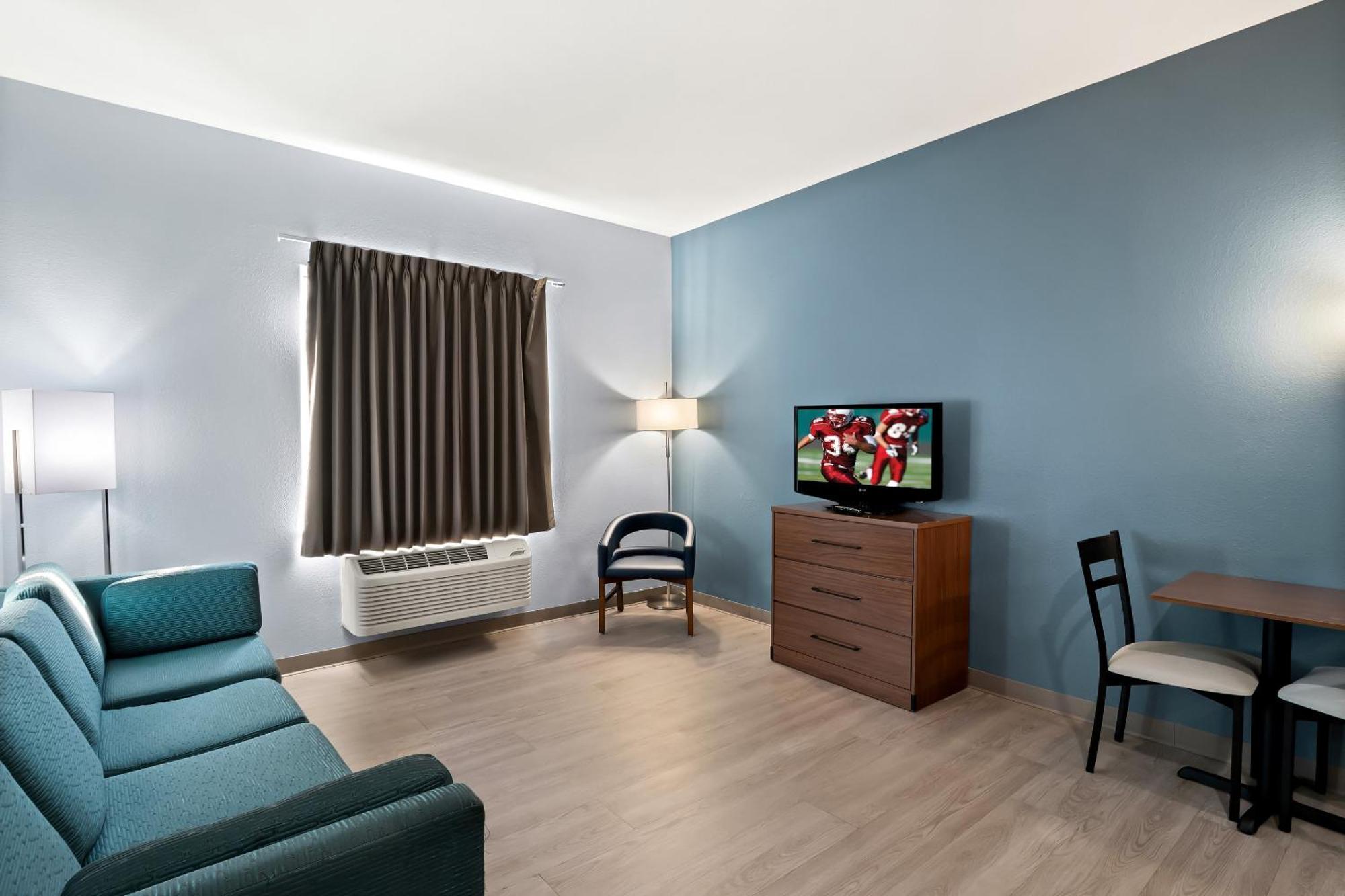 Hometowne Studios By Red Roof East Lansing - Okemos Exteriör bild
